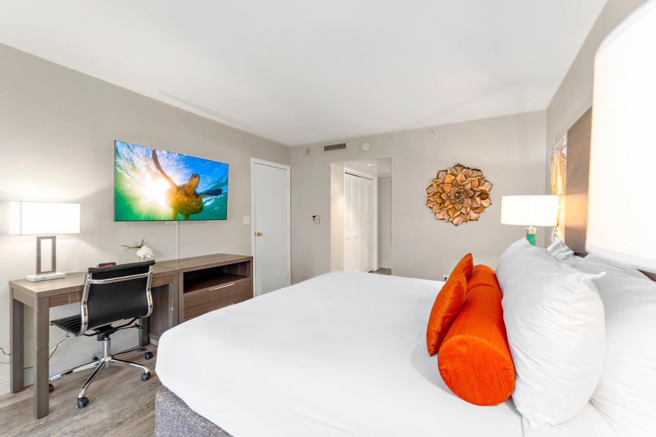 Renovated With City View At Aqua Palms Waikiki โฮโนลูลู ภายนอก รูปภาพ