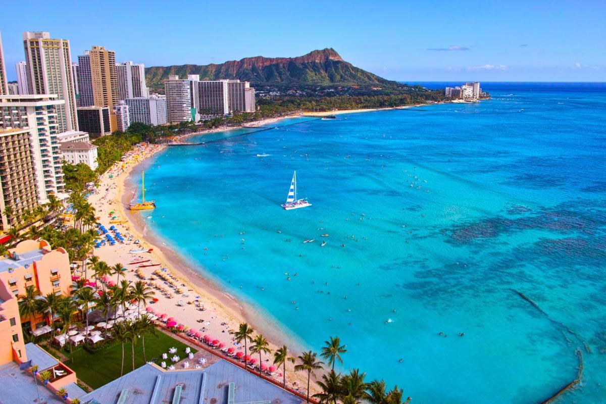 Renovated With City View At Aqua Palms Waikiki โฮโนลูลู ภายนอก รูปภาพ